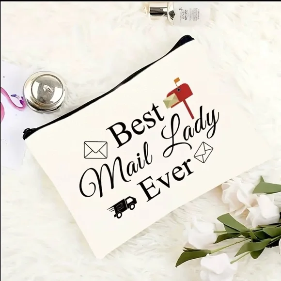 “Best Mail Lady Ever' Pouch - Picture 4 of 4